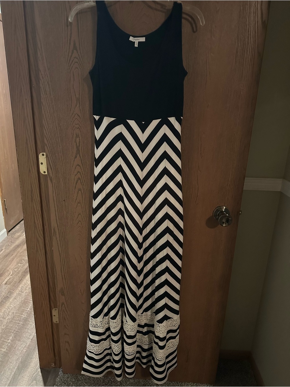 Mystree Black and White Chevron knit Maxi Dress - Sleeveless